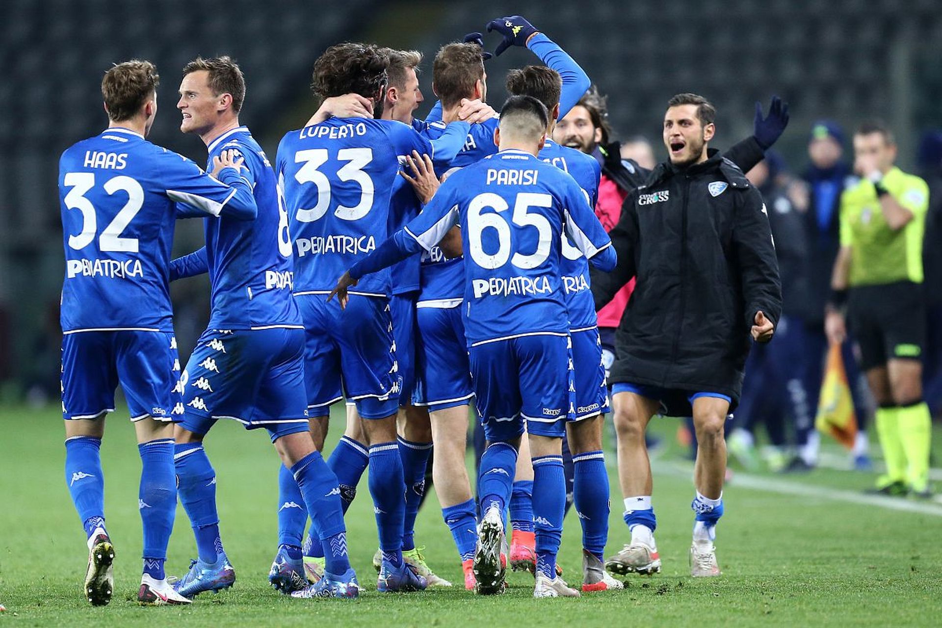 落後雙位數 落後雙位數